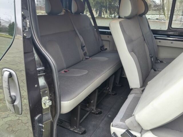 Черный Опель Виваро, объемом двигателя 2 л и пробегом 265 тыс. км за 12500 $, фото 8 на Automoto.ua