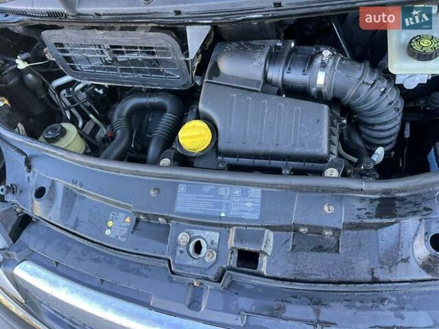 Чорний Опель Віваро, об'ємом двигуна 2 л та пробігом 300 тис. км за 10300 $, фото 22 на Automoto.ua