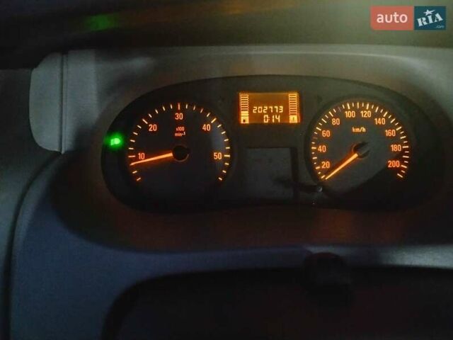 Черный Опель Виваро, объемом двигателя 2 л и пробегом 205 тыс. км за 11500 $, фото 12 на Automoto.ua
