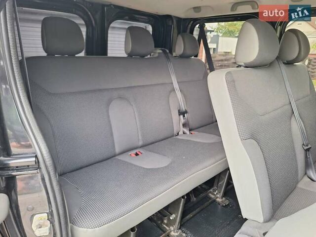 Черный Опель Виваро, объемом двигателя 2 л и пробегом 199 тыс. км за 13999 $, фото 20 на Automoto.ua