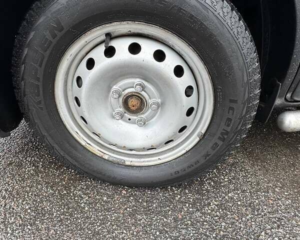 Чорний Опель Віваро, об'ємом двигуна 2 л та пробігом 195 тис. км за 12900 $, фото 20 на Automoto.ua