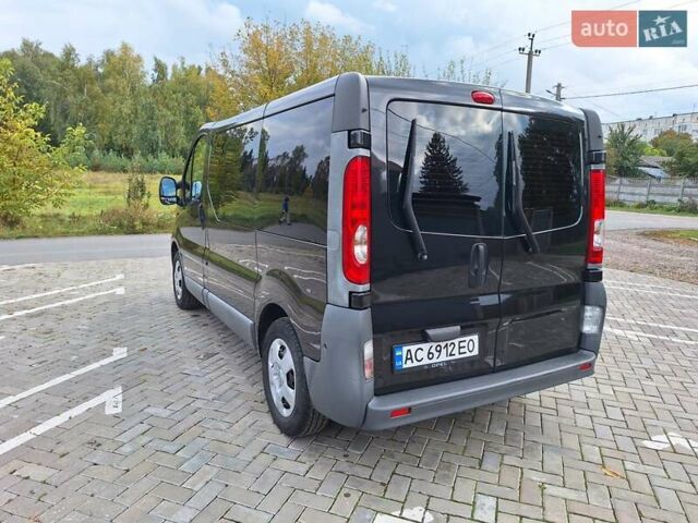 Черный Опель Виваро, объемом двигателя 2 л и пробегом 199 тыс. км за 14200 $, фото 26 на Automoto.ua