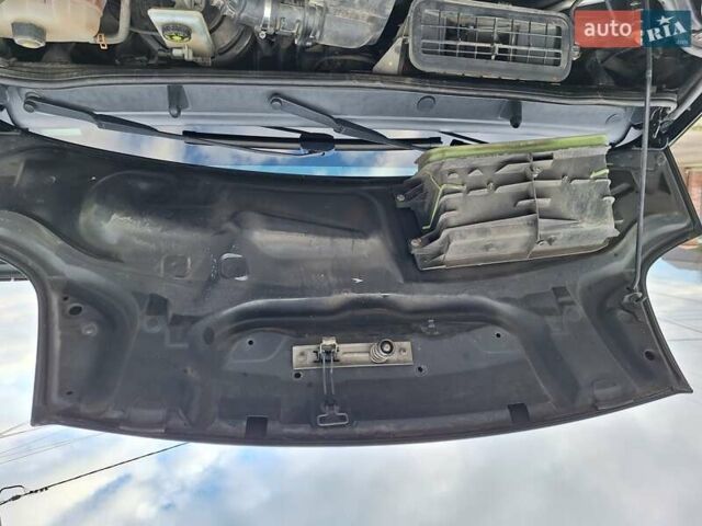 Черный Опель Виваро, объемом двигателя 2 л и пробегом 199 тыс. км за 13999 $, фото 31 на Automoto.ua