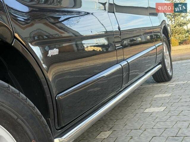 Черный Опель Виваро, объемом двигателя 2 л и пробегом 198 тыс. км за 13950 $, фото 26 на Automoto.ua