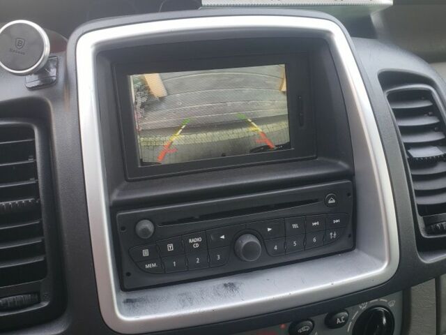 Черный Опель Виваро, объемом двигателя 2.5 л и пробегом 390 тыс. км за 12500 $, фото 2 на Automoto.ua