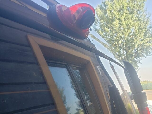 Черный Опель Виваро, объемом двигателя 2.5 л и пробегом 390 тыс. км за 12500 $, фото 3 на Automoto.ua