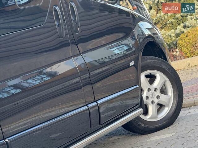 Черный Опель Виваро, объемом двигателя 2 л и пробегом 198 тыс. км за 13950 $, фото 35 на Automoto.ua