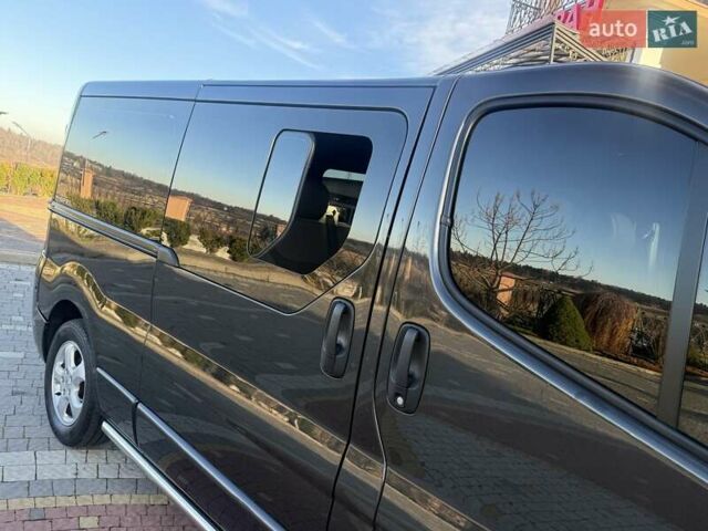 Черный Опель Виваро, объемом двигателя 2 л и пробегом 198 тыс. км за 13950 $, фото 14 на Automoto.ua