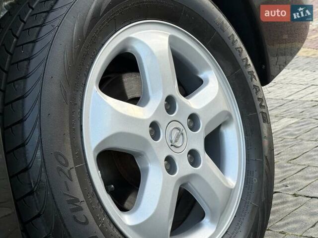 Черный Опель Виваро, объемом двигателя 2 л и пробегом 198 тыс. км за 13950 $, фото 44 на Automoto.ua