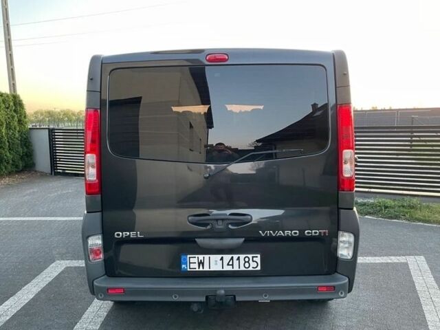 Чорний Опель Віваро, об'ємом двигуна 2 л та пробігом 165 тис. км за 7800 $, фото 7 на Automoto.ua