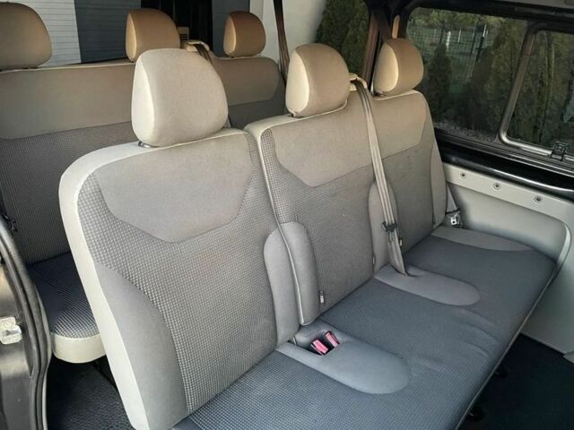 Чорний Опель Віваро, об'ємом двигуна 2 л та пробігом 165 тис. км за 7800 $, фото 9 на Automoto.ua