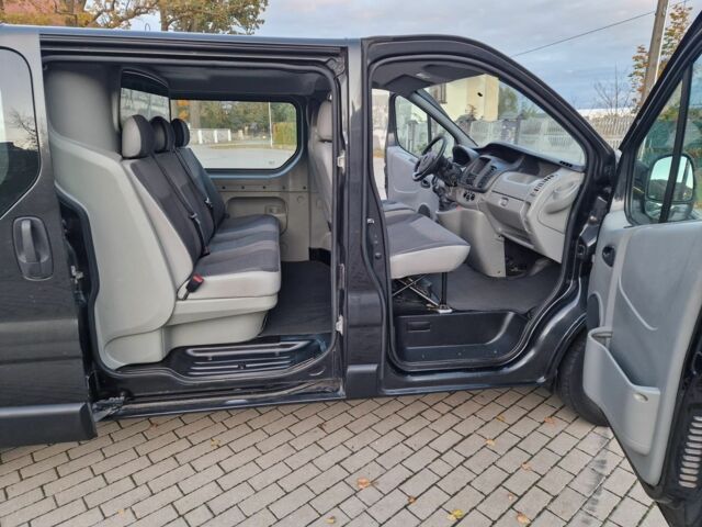 Черный Опель Виваро, объемом двигателя 2 л и пробегом 332 тыс. км за 8800 $, фото 11 на Automoto.ua