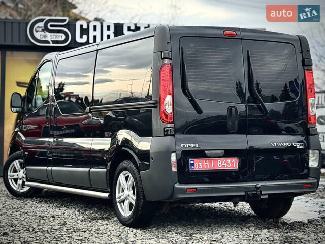 Черный Опель Виваро, объемом двигателя 2 л и пробегом 267 тыс. км за 14900 $, фото 3 на Automoto.ua