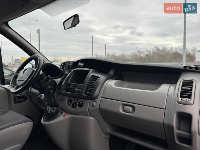 Черный Опель Виваро, объемом двигателя 2 л и пробегом 267 тыс. км за 14900 $, фото 33 на Automoto.ua