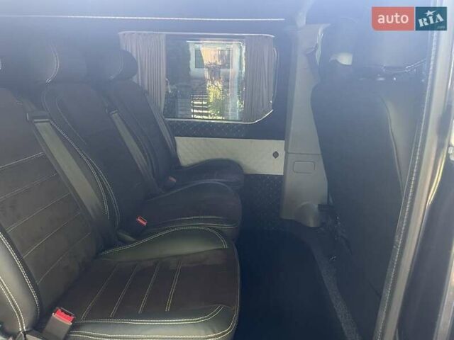 Чорний Опель Віваро, об'ємом двигуна 2 л та пробігом 415 тис. км за 13500 $, фото 4 на Automoto.ua