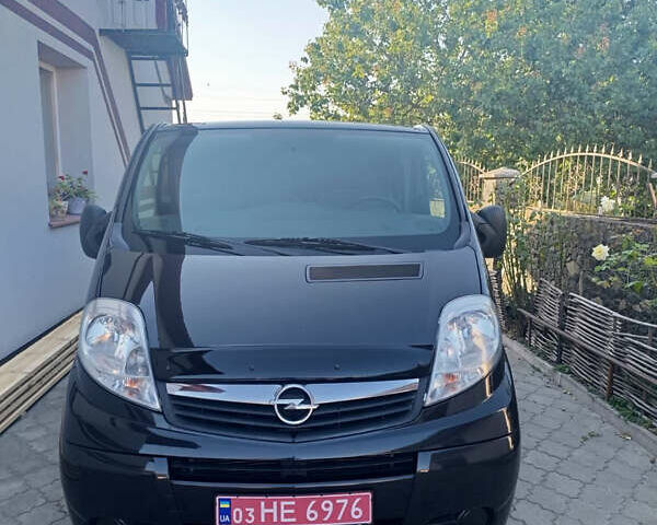 Черный Опель Виваро, объемом двигателя 0 л и пробегом 211 тыс. км за 13750 $, фото 50 на Automoto.ua