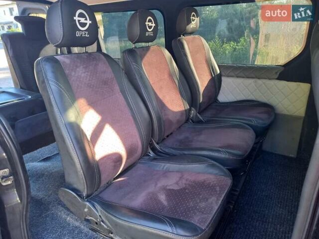 Черный Опель Виваро, объемом двигателя 2 л и пробегом 290 тыс. км за 13700 $, фото 41 на Automoto.ua
