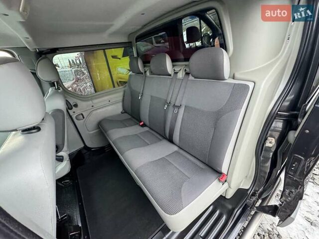 Черный Опель Виваро, объемом двигателя 2 л и пробегом 267 тыс. км за 14900 $, фото 44 на Automoto.ua