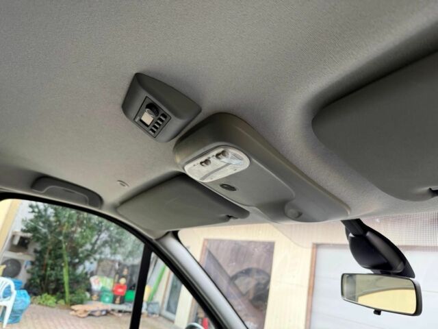 Чорний Опель Віваро, об'ємом двигуна 2 л та пробігом 166 тис. км за 8200 $, фото 21 на Automoto.ua