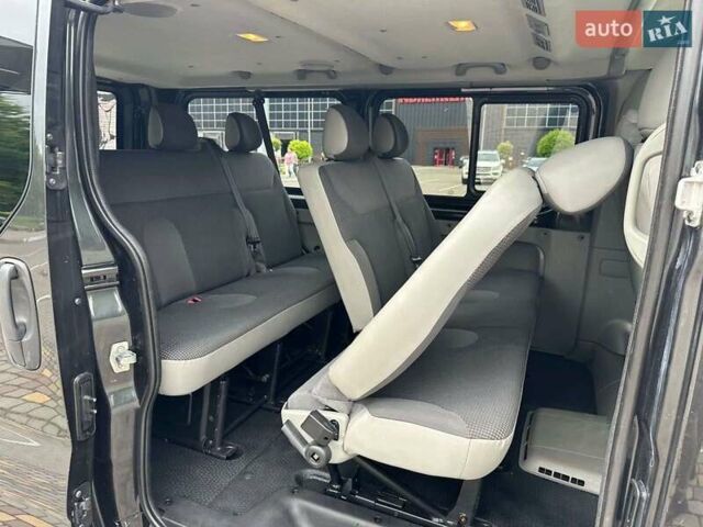 Черный Опель Виваро, объемом двигателя 2 л и пробегом 230 тыс. км за 14550 $, фото 7 на Automoto.ua