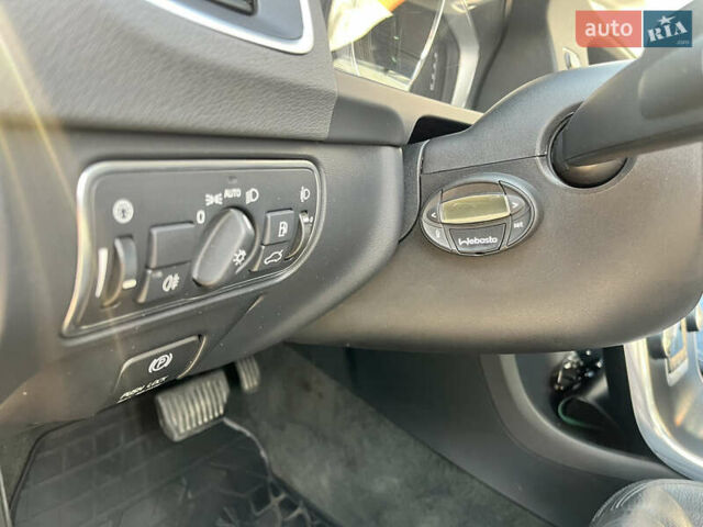 Черный Опель Виваро, объемом двигателя 2 л и пробегом 223 тыс. км за 16500 $, фото 20 на Automoto.ua