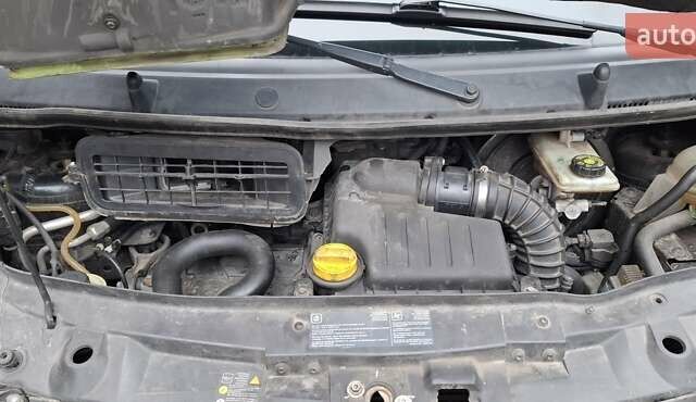 Чорний Опель Віваро, об'ємом двигуна 2 л та пробігом 247 тис. км за 15300 $, фото 10 на Automoto.ua