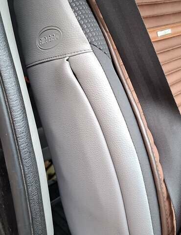 Чорний Опель Віваро, об'ємом двигуна 2 л та пробігом 247 тис. км за 15300 $, фото 18 на Automoto.ua