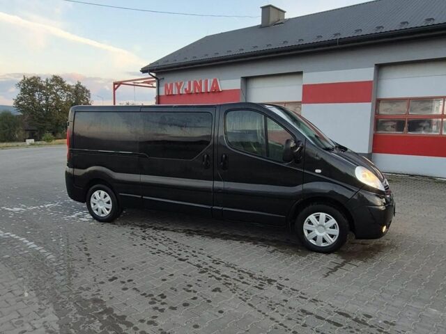 Черный Опель Виваро, объемом двигателя 2 л и пробегом 186 тыс. км за 8800 $, фото 3 на Automoto.ua