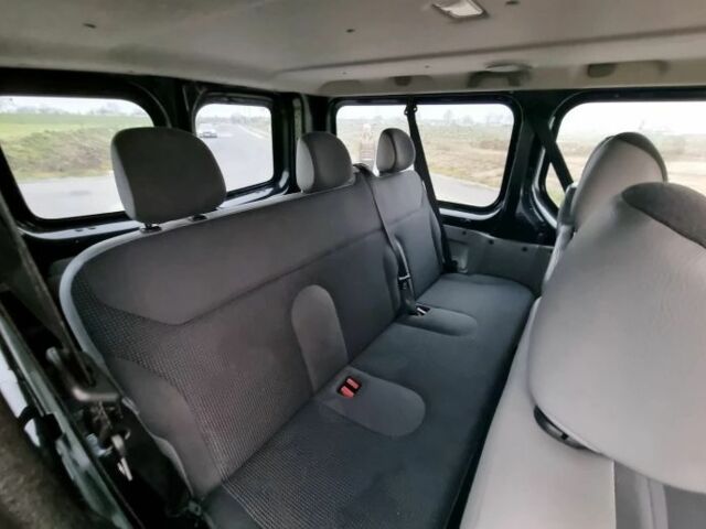 Чорний Опель Віваро, об'ємом двигуна 2 л та пробігом 201 тис. км за 8600 $, фото 12 на Automoto.ua