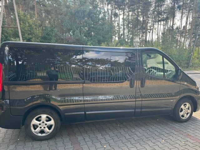 Чорний Опель Віваро, об'ємом двигуна 2 л та пробігом 166 тис. км за 8200 $, фото 8 на Automoto.ua