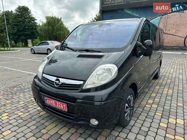 Черный Опель Виваро, объемом двигателя 2 л и пробегом 230 тыс. км за 14550 $, фото 23 на Automoto.ua