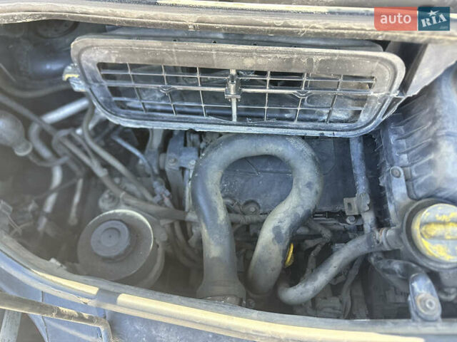 Черный Опель Виваро, объемом двигателя 2 л и пробегом 348 тыс. км за 13500 $, фото 57 на Automoto.ua