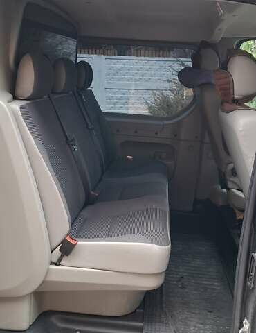 Чорний Опель Віваро, об'ємом двигуна 2 л та пробігом 247 тис. км за 15300 $, фото 15 на Automoto.ua