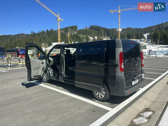 Черный Опель Виваро, объемом двигателя 2 л и пробегом 348 тыс. км за 13500 $, фото 41 на Automoto.ua