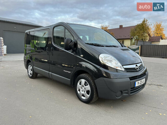 Черный Опель Виваро, объемом двигателя 2 л и пробегом 203 тыс. км за 15950 $, фото 9 на Automoto.ua