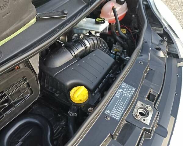 Опель Виваро 2014 в Дубно на Automoto.ua Черный Опель Виваро, объемом двигателя 2 л и пробегом 259 тыс. км за 16350 $, фото 10 на Automoto.ua