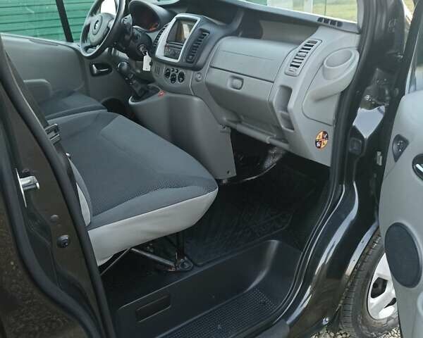 Опель Виваро 2014 в Дубно на Automoto.ua Черный Опель Виваро, объемом двигателя 2 л и пробегом 259 тыс. км за 16350 $, фото 25 на Automoto.ua