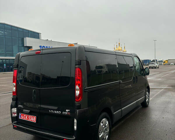 Чорний Опель Віваро, об'ємом двигуна 2 л та пробігом 238 тис. км за 15900 $, фото 5 на Automoto.ua