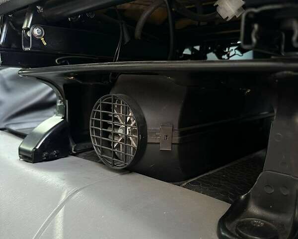 Опель Віваро 2014 у Измаиле на Automoto.ua Чорний Опель Віваро, об'ємом двигуна 2 л та пробігом 262 тис. км за 16500 $, фото 20 на Automoto.ua