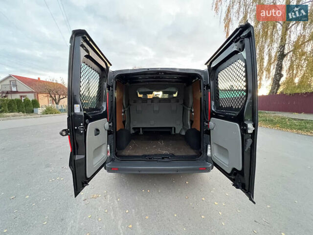 Черный Опель Виваро, объемом двигателя 2 л и пробегом 203 тыс. км за 15950 $, фото 29 на Automoto.ua