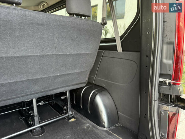 Чорний Опель Віваро, об'ємом двигуна 1.6 л та пробігом 268 тис. км за 14300 $, фото 15 на Automoto.ua