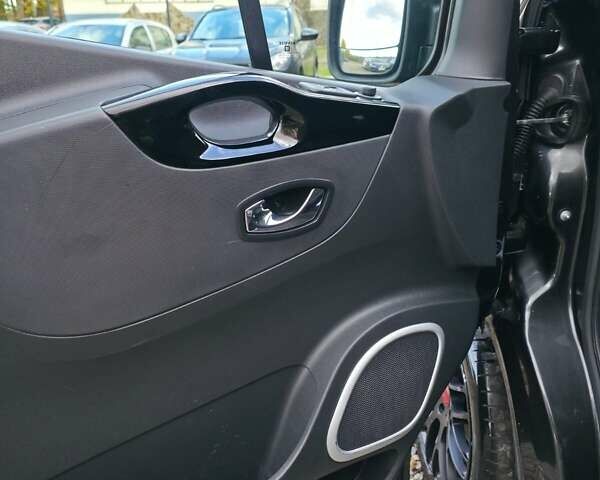 Черный Опель Виваро, объемом двигателя 1.6 л и пробегом 206 тыс. км за 14200 $, фото 9 на Automoto.ua