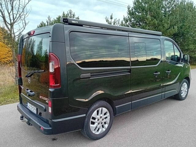 Черный Опель Виваро, объемом двигателя 1.6 л и пробегом 117 тыс. км за 10500 $, фото 5 на Automoto.ua