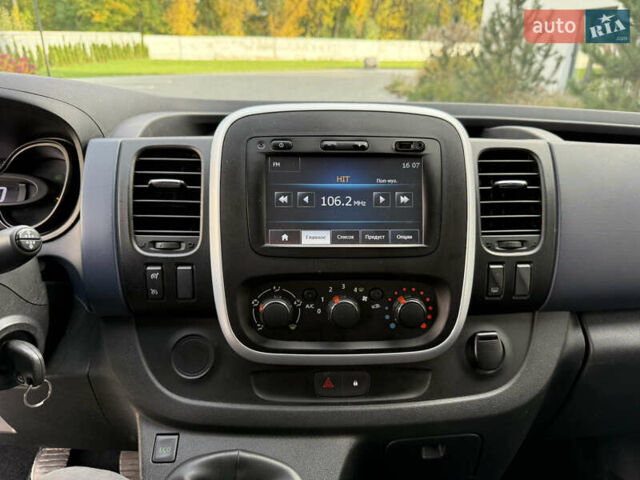 Чорний Опель Віваро, об'ємом двигуна 1.6 л та пробігом 268 тис. км за 14300 $, фото 37 на Automoto.ua