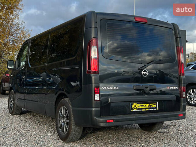 Черный Опель Виваро, объемом двигателя 1.6 л и пробегом 270 тыс. км за 17300 $, фото 3 на Automoto.ua