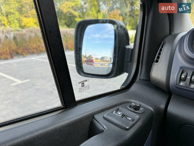 Чорний Опель Віваро, об'ємом двигуна 1.6 л та пробігом 268 тис. км за 14300 $, фото 39 на Automoto.ua