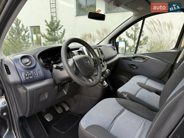 Чорний Опель Віваро, об'ємом двигуна 1.6 л та пробігом 268 тис. км за 14300 $, фото 30 на Automoto.ua