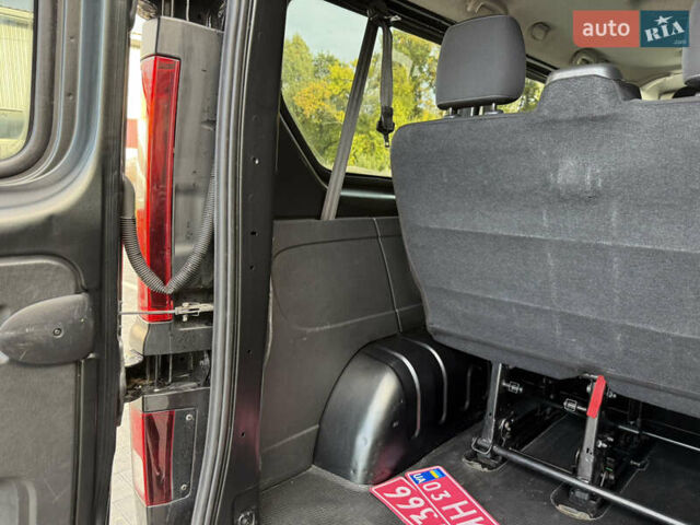 Чорний Опель Віваро, об'ємом двигуна 1.6 л та пробігом 268 тис. км за 14300 $, фото 16 на Automoto.ua