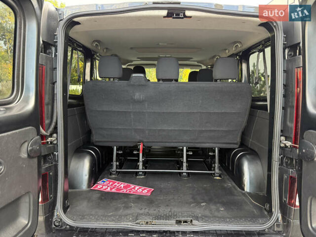 Чорний Опель Віваро, об'ємом двигуна 1.6 л та пробігом 268 тис. км за 14300 $, фото 17 на Automoto.ua