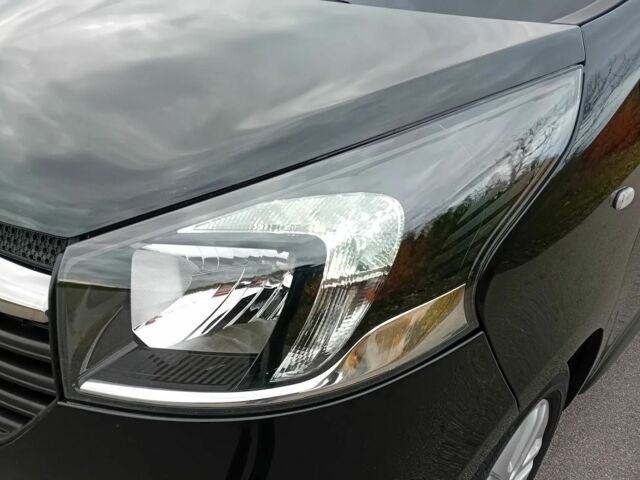 Черный Опель Виваро, объемом двигателя 1.6 л и пробегом 117 тыс. км за 10500 $, фото 13 на Automoto.ua